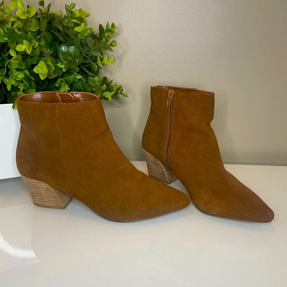 Kensie Shoes - Kensie Lyden Brown Pointy Toe Suede Ankle Bootie Chunky Heels Size 7